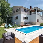 Jakacici Jakacici Hébergement de vacances Batlug